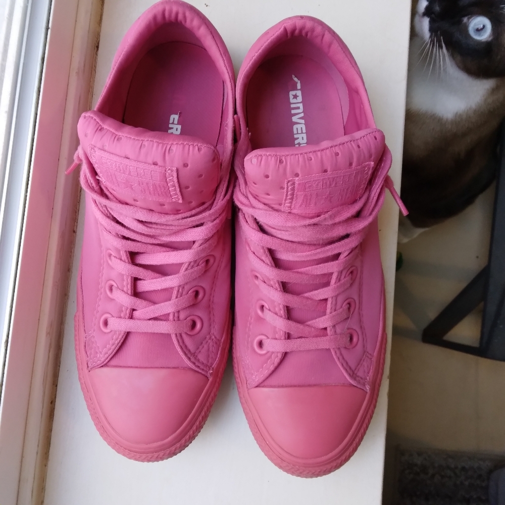 Hot pink monochrome Converse